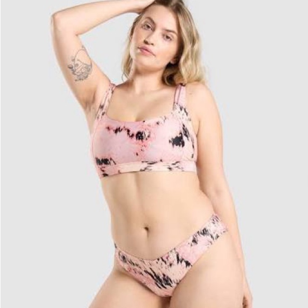 Gymshark Square Neck Bikini Top - Light Pink Print